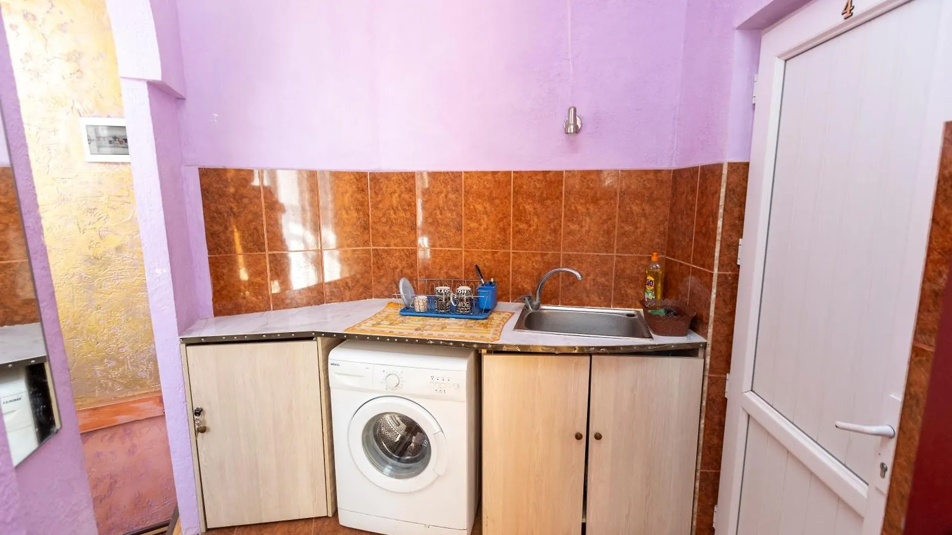 Homestay In Tbilisi Center Gm Lägenhet